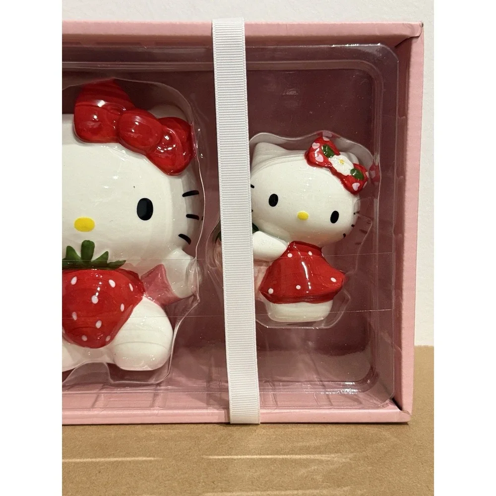 Hello Kitty Ceramic Mug and Figurine Set with Strawberry Design - Picture 4 of 6